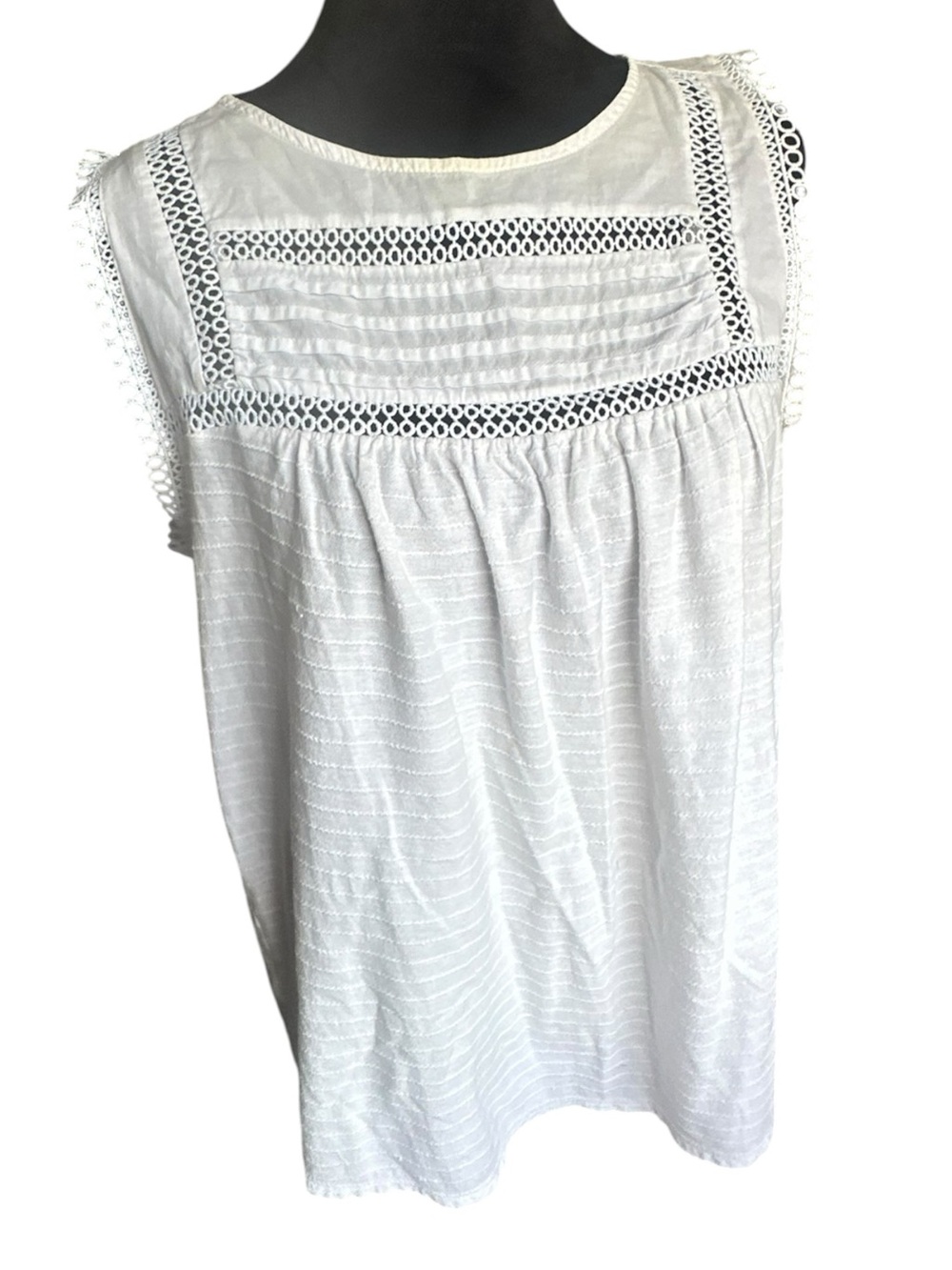 LOFT White Lace Shell Tank Top – Women’s Size Medium